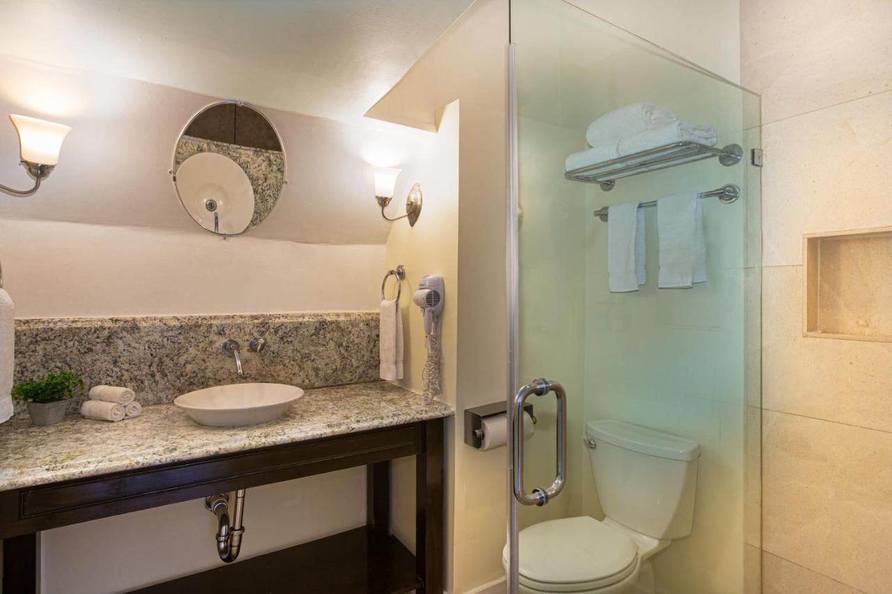 Nyah - Adult Exclusive Bed & Breakfast Key West Exterior foto